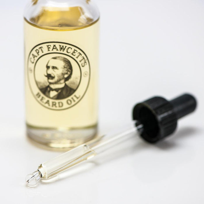 Huile à barbe Private Stock du capitaine Fawcett (50 ml/1,7 oz)